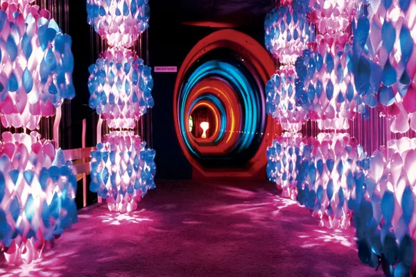 Vitra 推出限量版潘頓椅