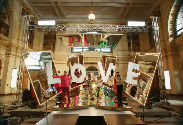 OK Go LOVE MV (1).jpg