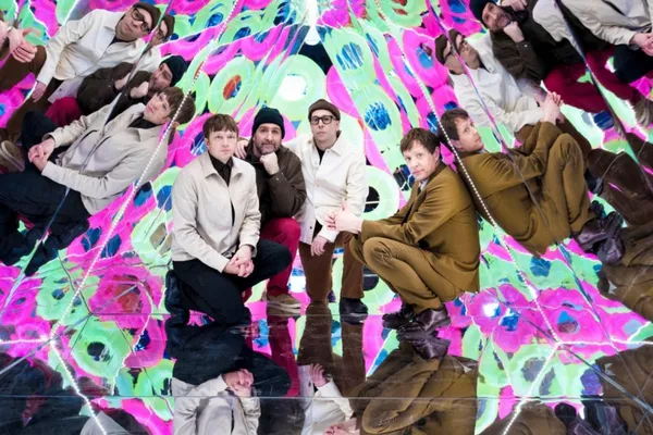 OK Go LOVE MV (3).jpg