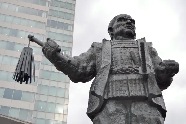 從《怎麼辦家康》看AI變局：應援科技如何在亂世中學會「忍」與「攻」？ 