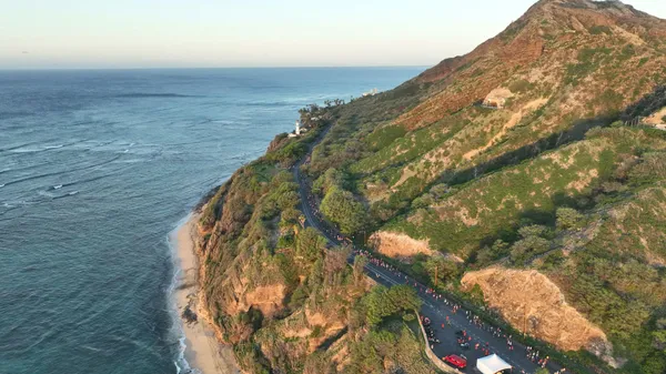 檀香山馬拉松路線每處都是風景明信片_圖片來源_Honolulu-Marathon.jpg