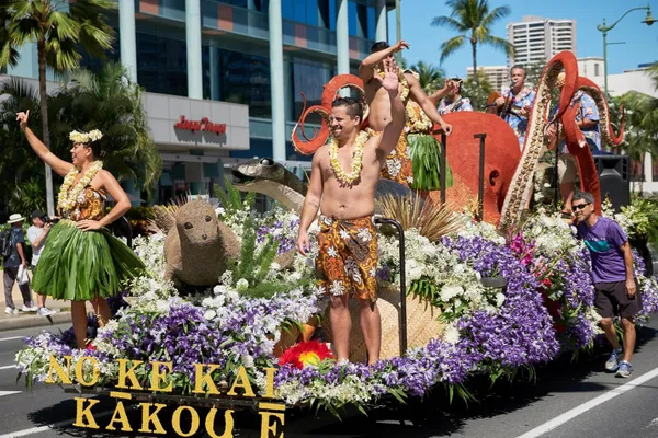 阿囉哈節的「花卉大遊行」_圖片來源_Aloha Festivals.jpg