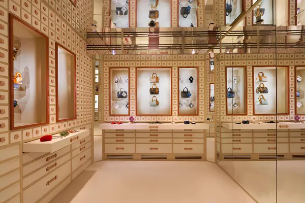 #1 Louis Vuitton Hotel Bangkok