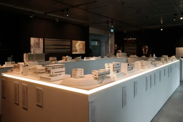 #1 《勒・柯比意：建築詩篇》