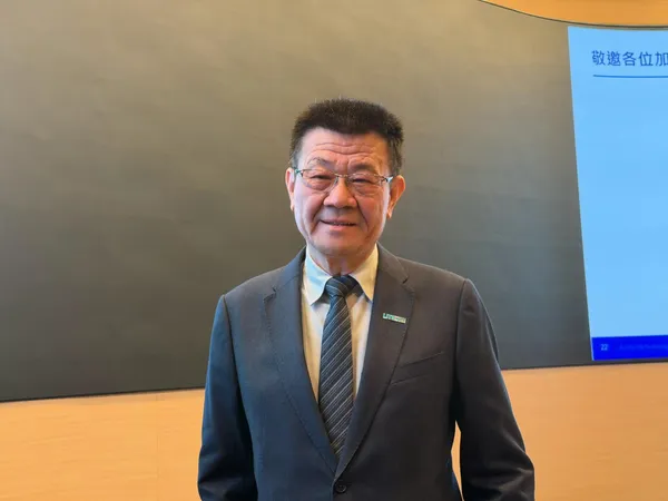 #2 光寶科總經理邱森彬