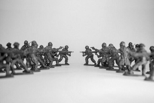  美國、以色列為何聯手打擊伊朗？衝突背景一次看