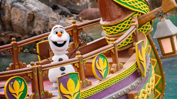 #5 Disneyland