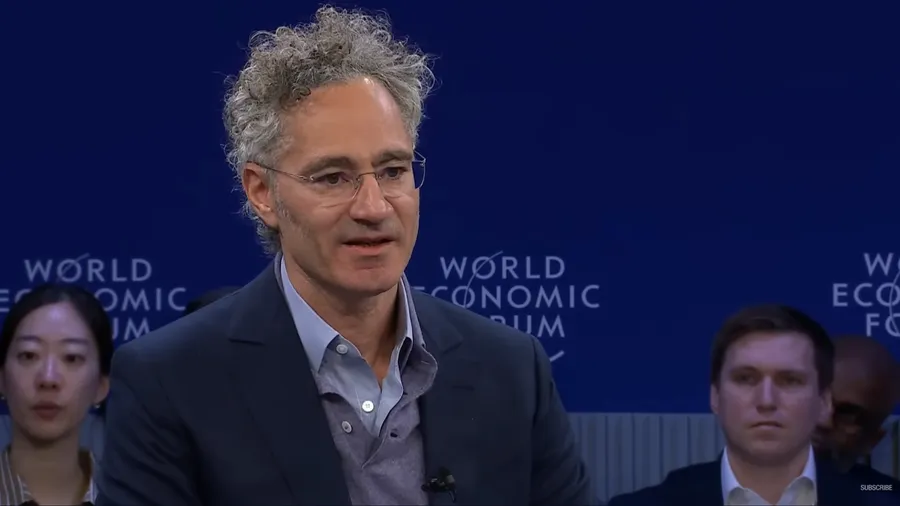 Palantir創辦人批矽谷「集體平庸化」！工程師只顧變現點擊率，短期利益恐扼殺科技業抱負