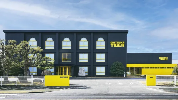 日本鳥取「Onitsuka Tiger 鬼塚虎創新工廠」開幕！首座集結研發、設計、生產基地，藝廊商店推訂製鞋服務
