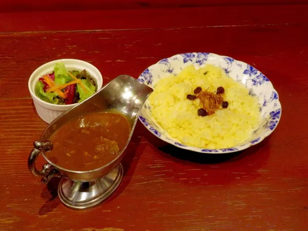 圖11：咖哩則以歐風香料慢火熬製，口感濃郁，是店主推薦的必嚐之選。©ギャラリー珈琲店 古瀬戸.jpg