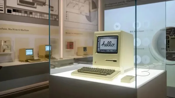 #0 Apple Museum