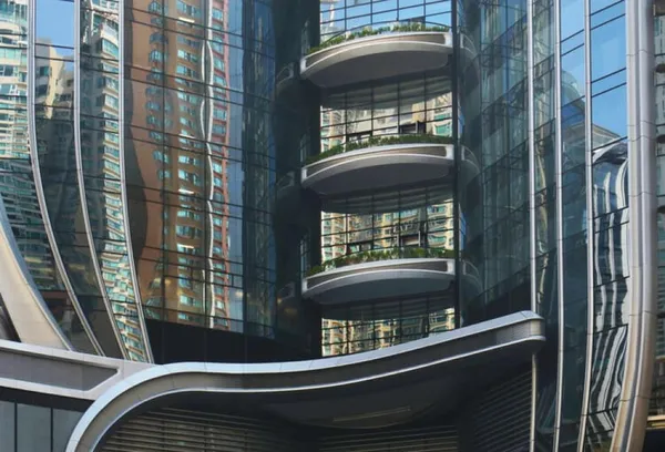 #8 Zaha Hadid Architects 國際門廊中心