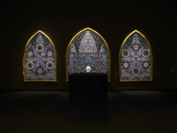 #8 Damien Hirst 首爾展覽空間