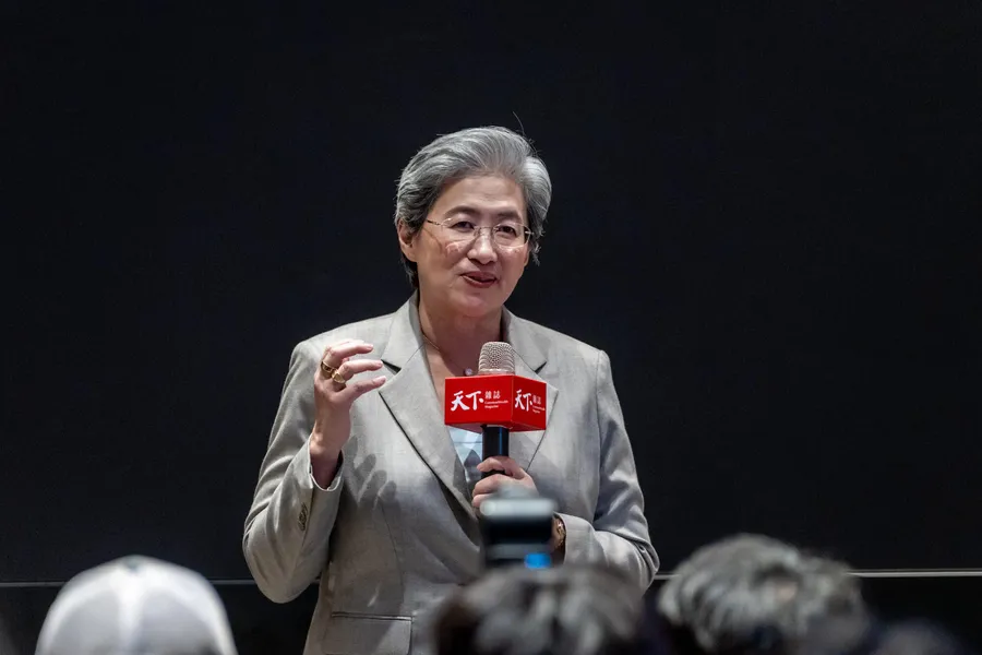 AMD蘇姿丰來台談AI下一戰！5大金句看懂未來趨勢：為何對台投資百億、押注CPU與小晶片？