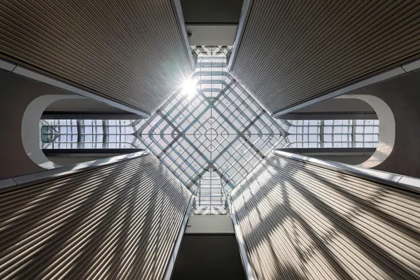 #7 Foster + Partners 上海新作