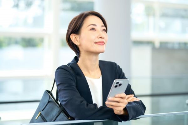  拚到心力交瘁，想裸辭卻不敢？用「盒子理論」強迫取捨，看懂內心真正渴望