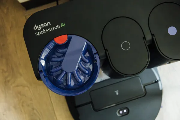 Dyson Spot+Scrub™