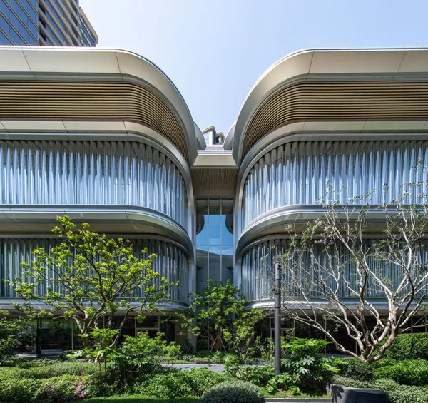 #1 Foster + Partners 上海新作