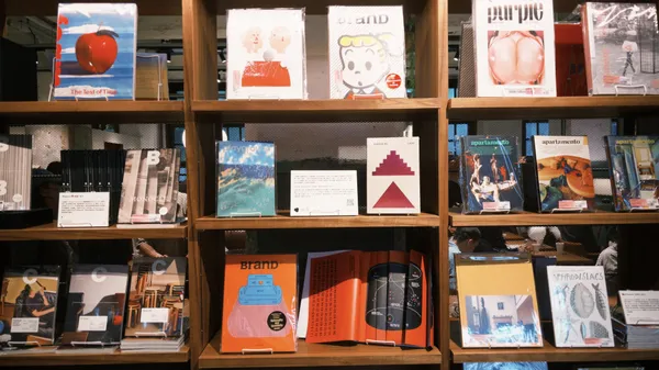 #4 TSUTAYA BOOKSTORE 松菸