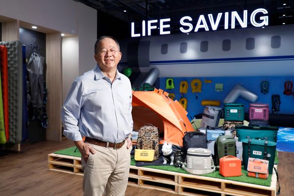  波音、空巴都離不開它！八貫如何以「一塊布料」打入 4 種產業？