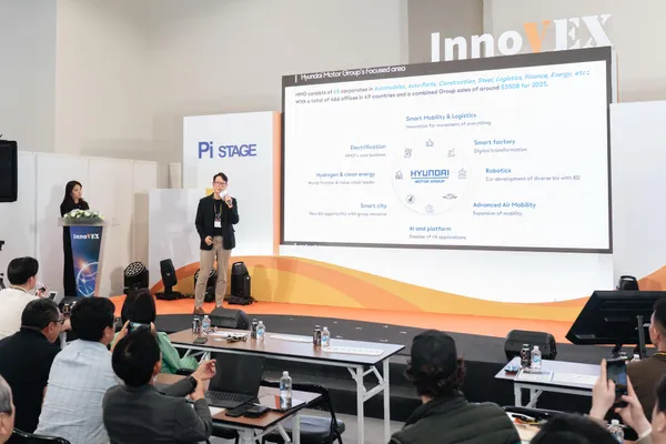 Keith Noh, VP from Hyundai ZERO1NE