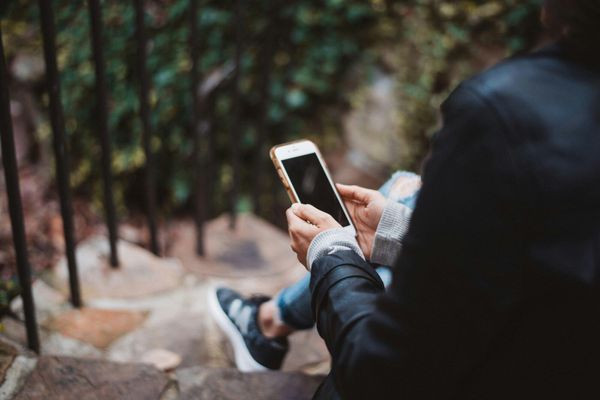  一片普通的擦拭布，Apple 為何能賣更貴？科特勒：答案可能不在產品本身