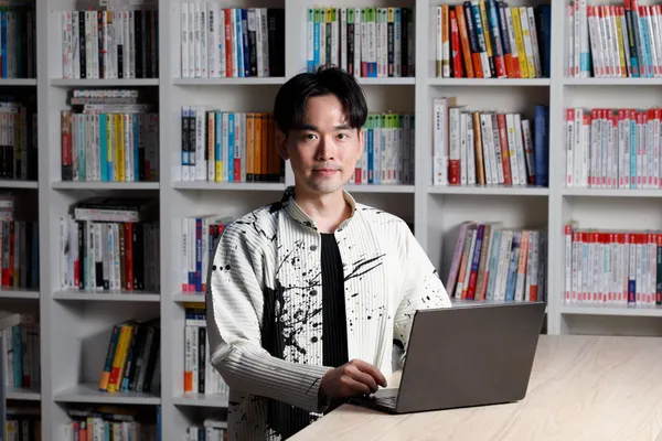  陌生議題也能講到心坎裡？簡報講師林長揚靠這套工作術，讓 AI 變聽眾翻譯機