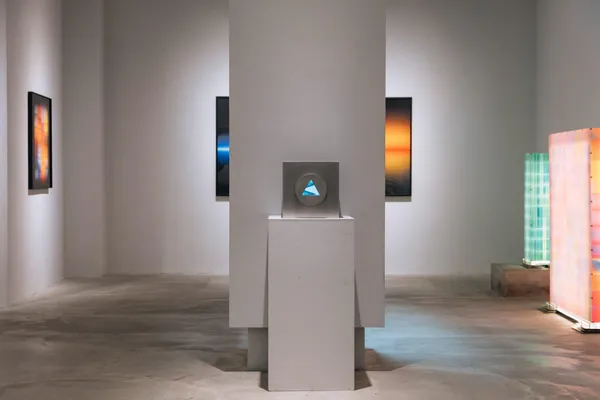 #2 Damonxart 謝鎮璘個展《光的身後 Behind the Light》