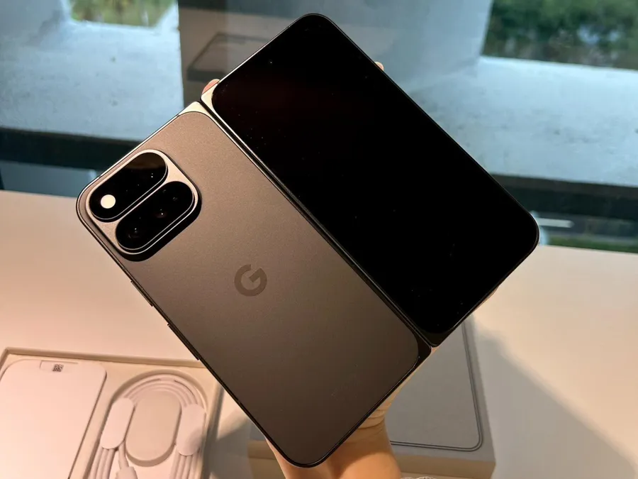 Pixel 11 Pro Fold值得買嗎？Google新摺疊機實測：減重19公克、變焦升到30倍，能同時開3個App