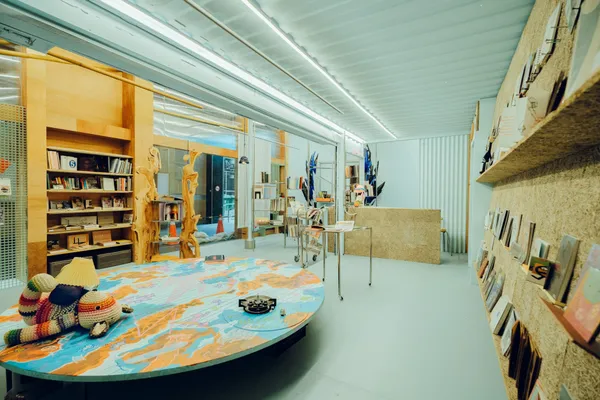 草率書店