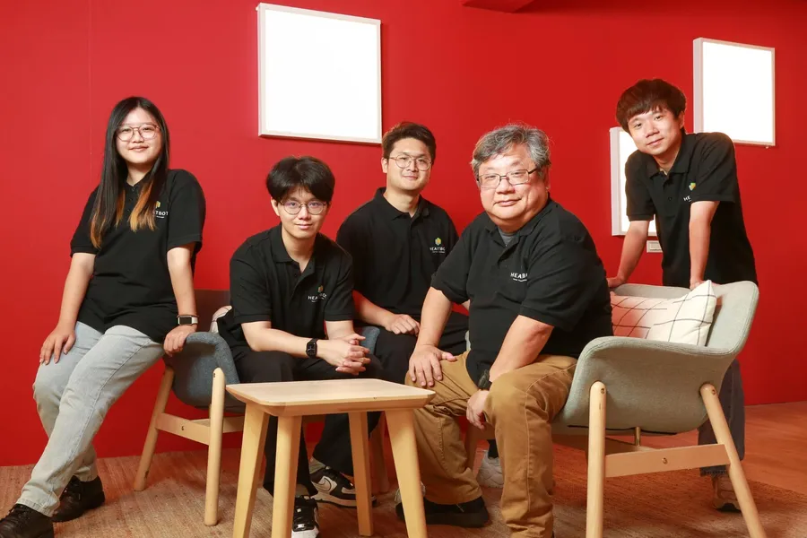 在使用者與AI間設下一道防線！聆機科技瞄準「AI 治理」，守住企業機密、解放AI生產力