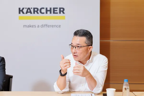 信實集團副總經理趙雪吟相當期待未來在大型公共場域中引進KIRA BR 50，藉此提升清潔效率。