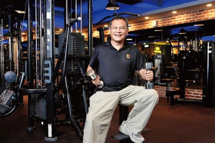 店數少對手近60家，健身工廠為何比World Gym更賺？董座揭護城河：靠會費！
