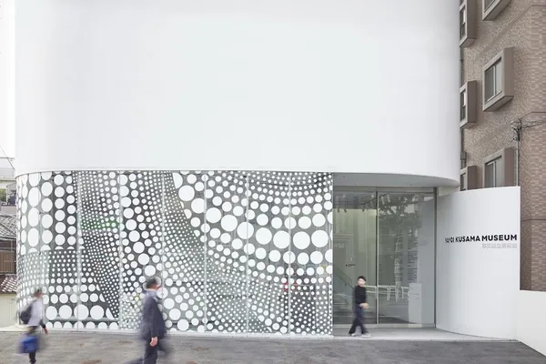 草間彌生告別展
