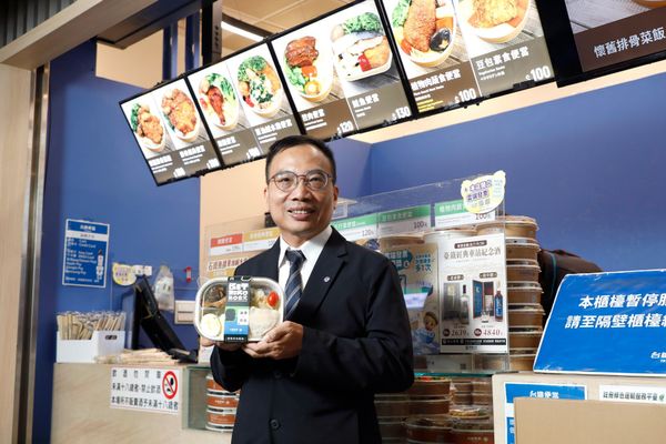  不走薄利多銷，台鐵便當憑什麼用「重組菜單」吸客，連兩年大賺 8 億？