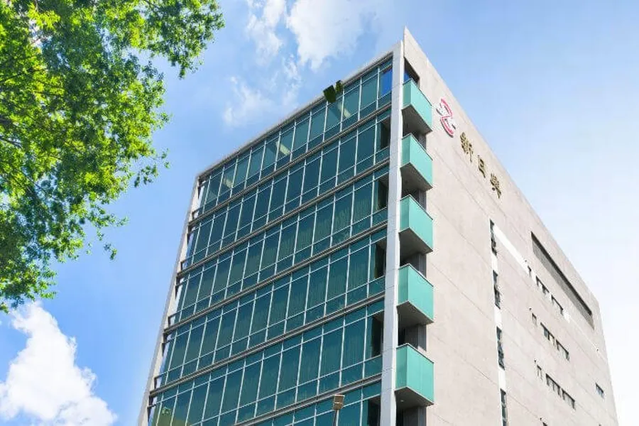 同一顆轉軸、賣給蘋果多收30倍！新日興如何走出低谷，靠鉸鏈拿下大單？