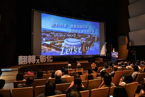 10縣長分享_0.JPG