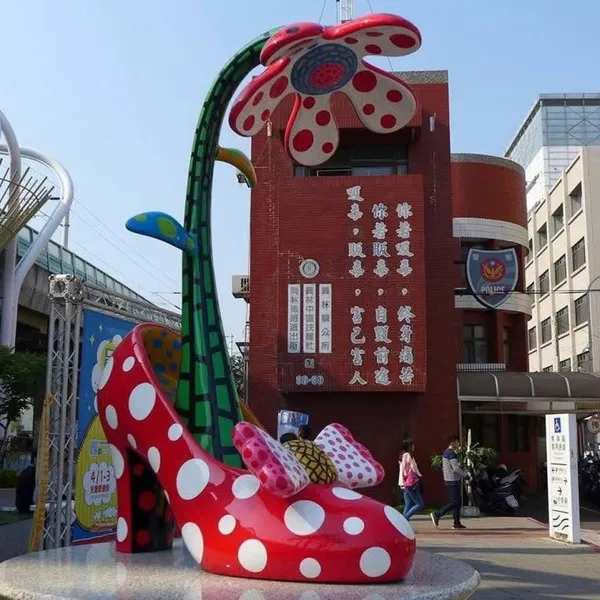 草間彌生作品