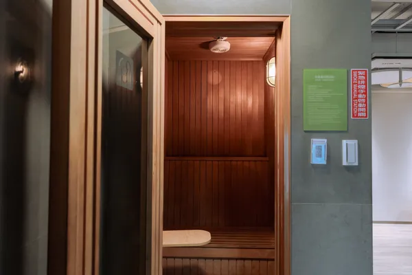 國泰人壽 hub