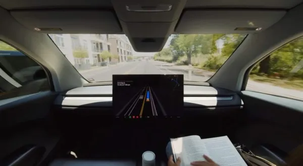 #1 特斯拉無人計程車