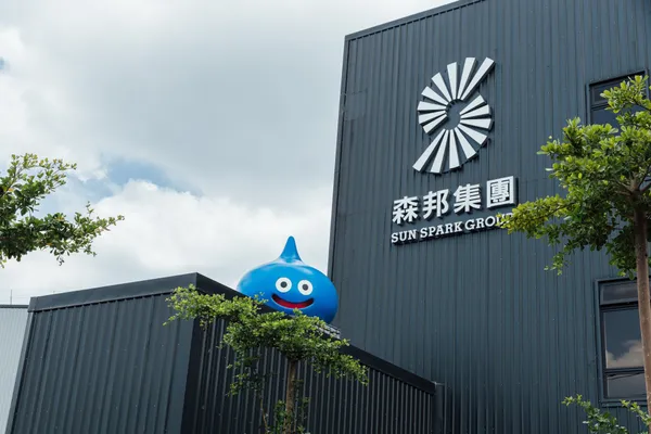 #3 9 月號專訪：拉亞漢堡