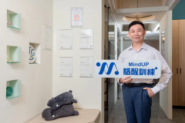 創智生物科技創辦人徐文雄表示，整合中華電信 SynDr. 遠距醫療視訊平台後，創智可以把睡眠健康管理