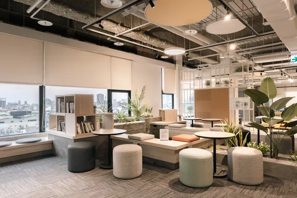 國泰人壽 hub