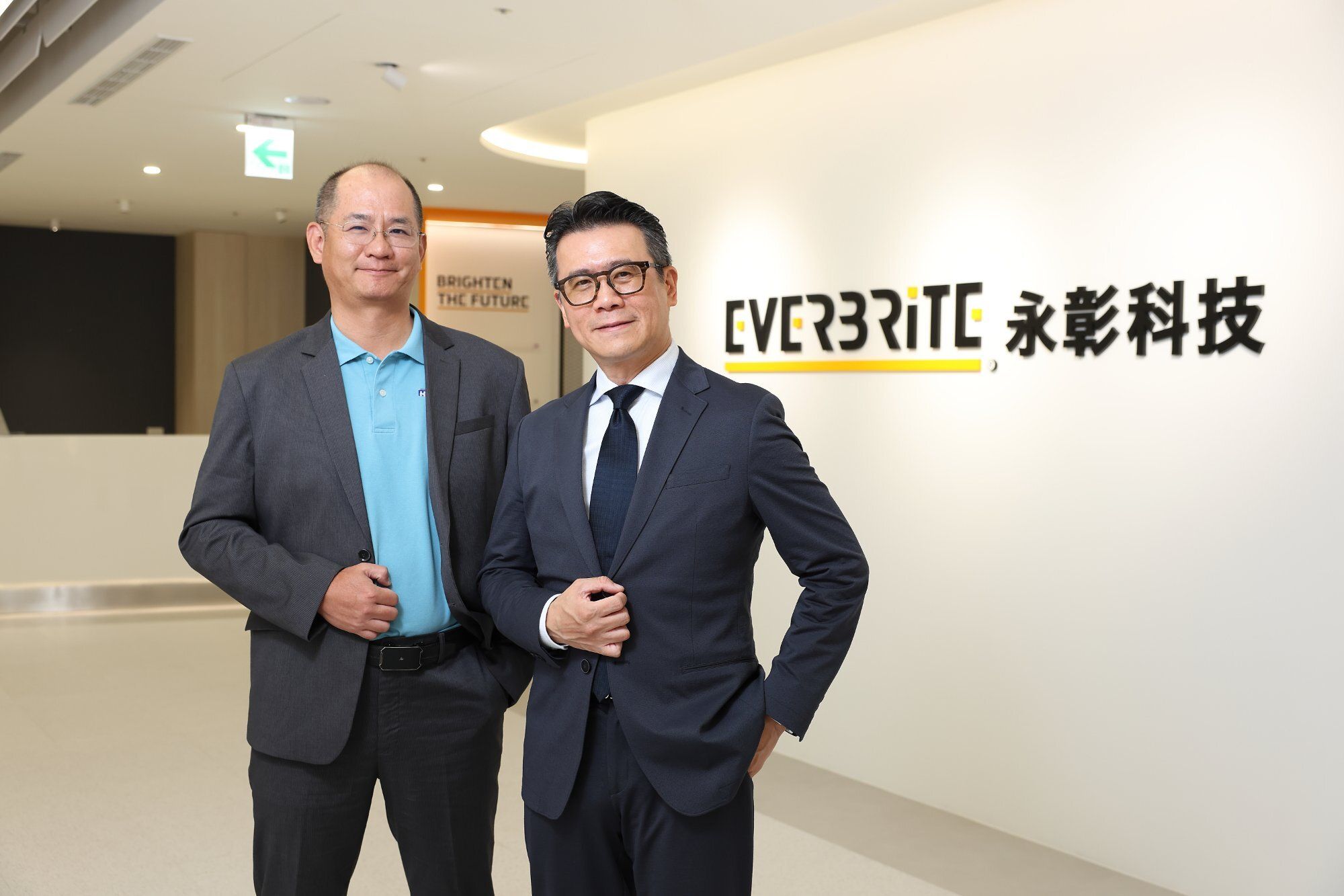  VMware授權暴增是負擔，還是轉型契機？看老牌大廠如何靠開源與 RPA 完美破局