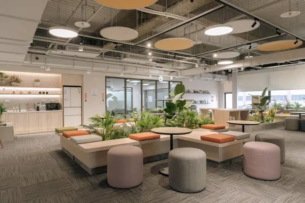 國泰人壽 hub
