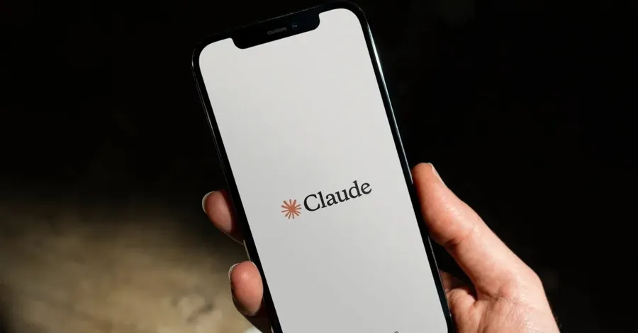 Claude Cowork 新任務全上雲！Pro、Max 用戶離開桌機、蓋上筆電，任務也照跑