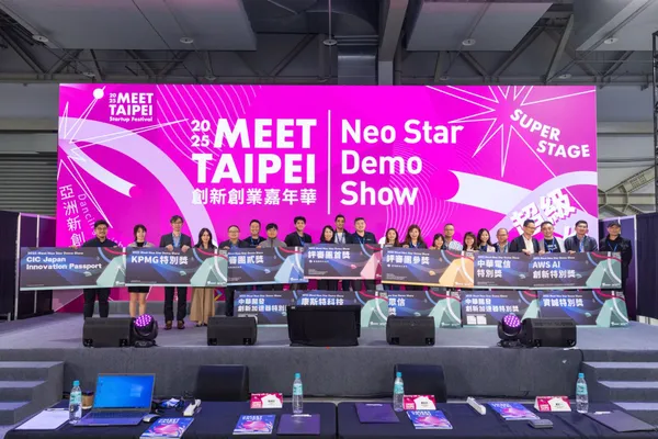 Ｍeet Neo Star舞台