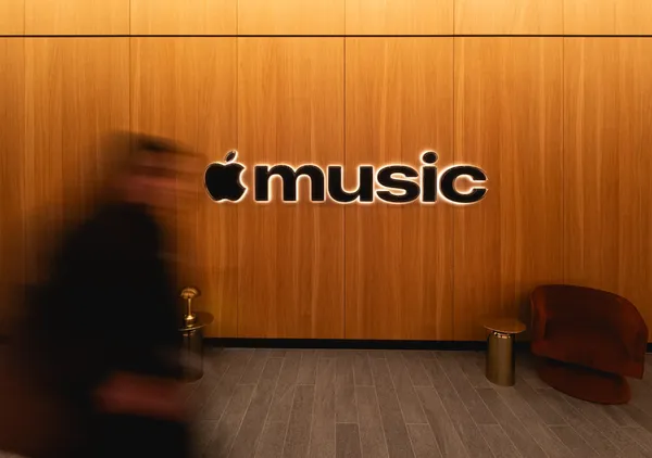 #4 Apple Music 全新品牌識別設計！