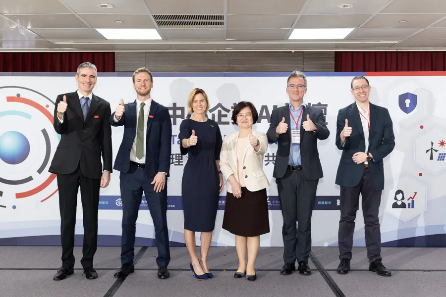 聚焦中小企業AI應用！臺英中小企業AI論壇從數位韌性、節能減碳到女性領導力，分享轉型實務