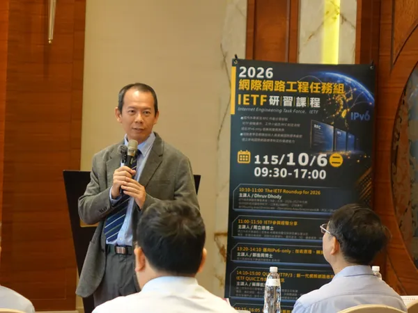 國立虎尾科技大學電機工程系教授兼秘書室主任秘書蘇暉凱
